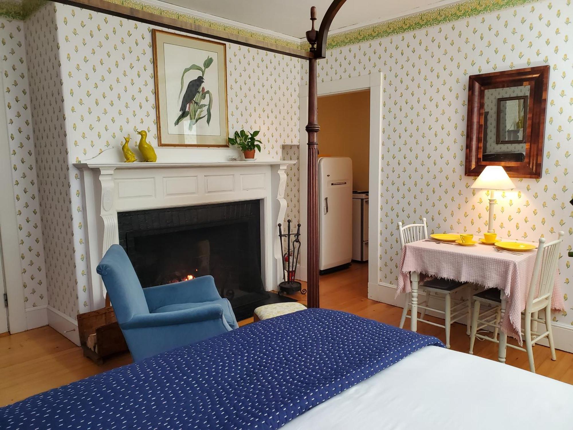 Harbourside Inn Northeast Harbor Bagian luar foto