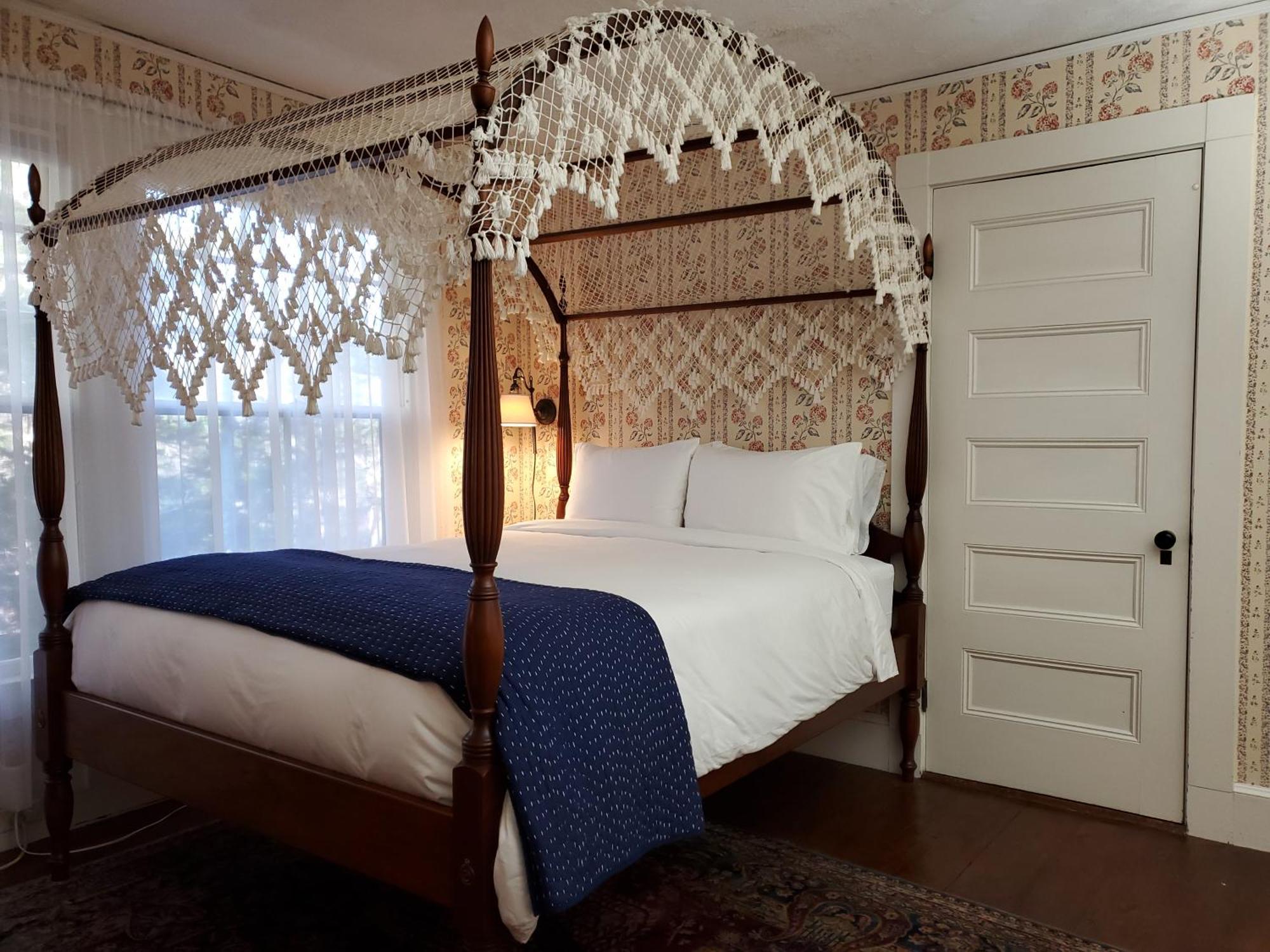 Harbourside Inn Northeast Harbor Bagian luar foto