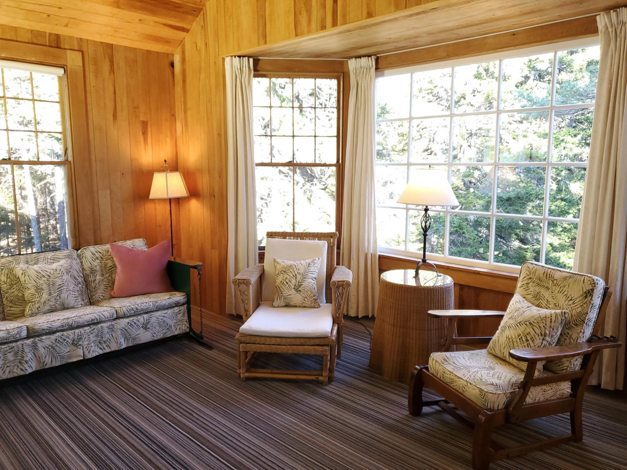 Harbourside Inn Northeast Harbor Bagian luar foto