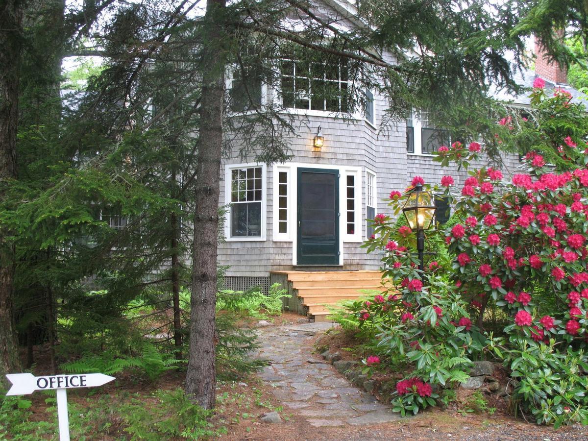 Harbourside Inn Northeast Harbor Bagian luar foto